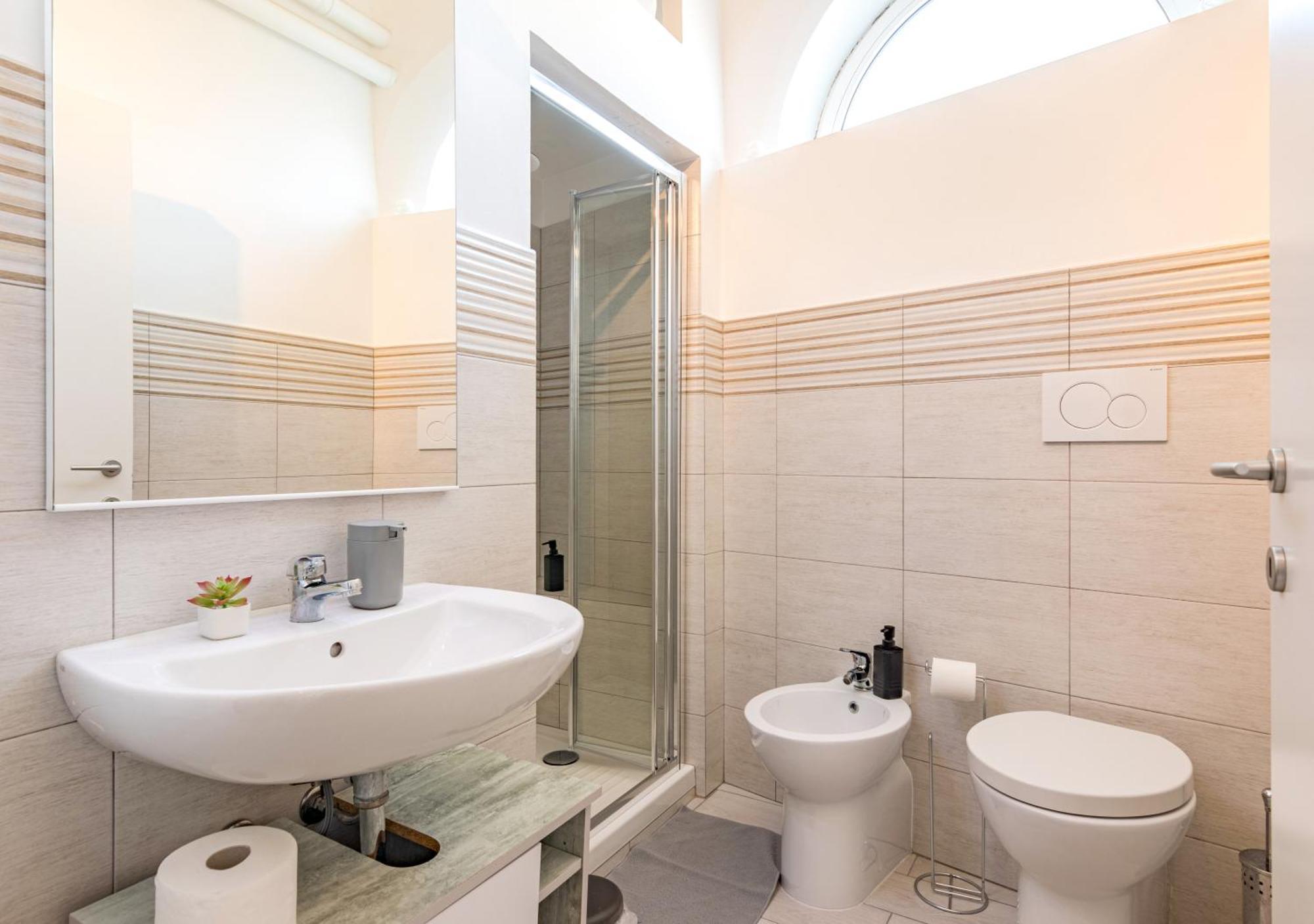 Casa Mya-Relax Al Porto, Wifi Veloce E Clima Apartment Livorno Exterior photo